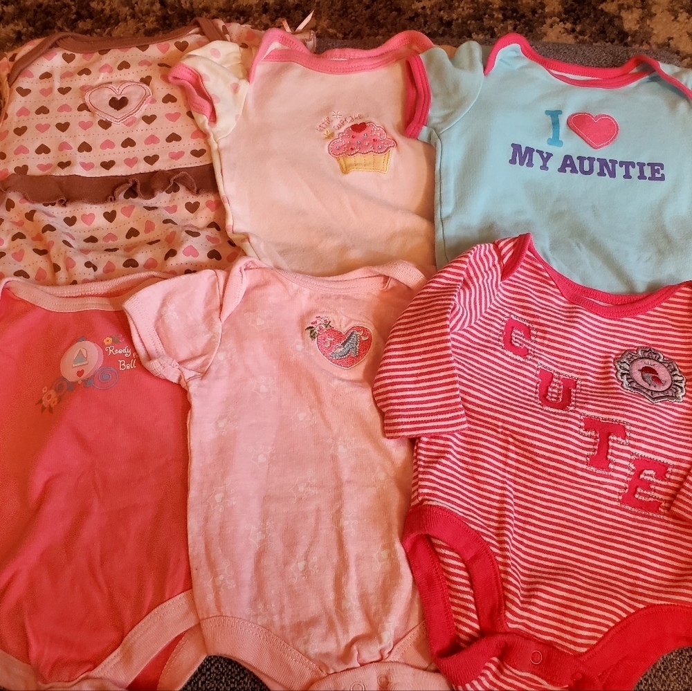 Lot of (6) 0-3 month Baby Onesies